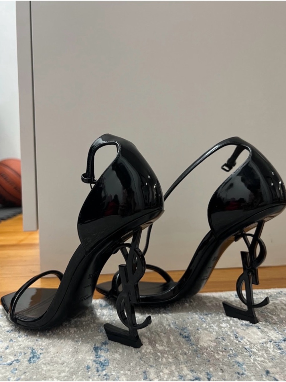 Saint Laurent Opyum YSL Heel Sandals Black Patent – Worn Once - Picture 3 of 6
